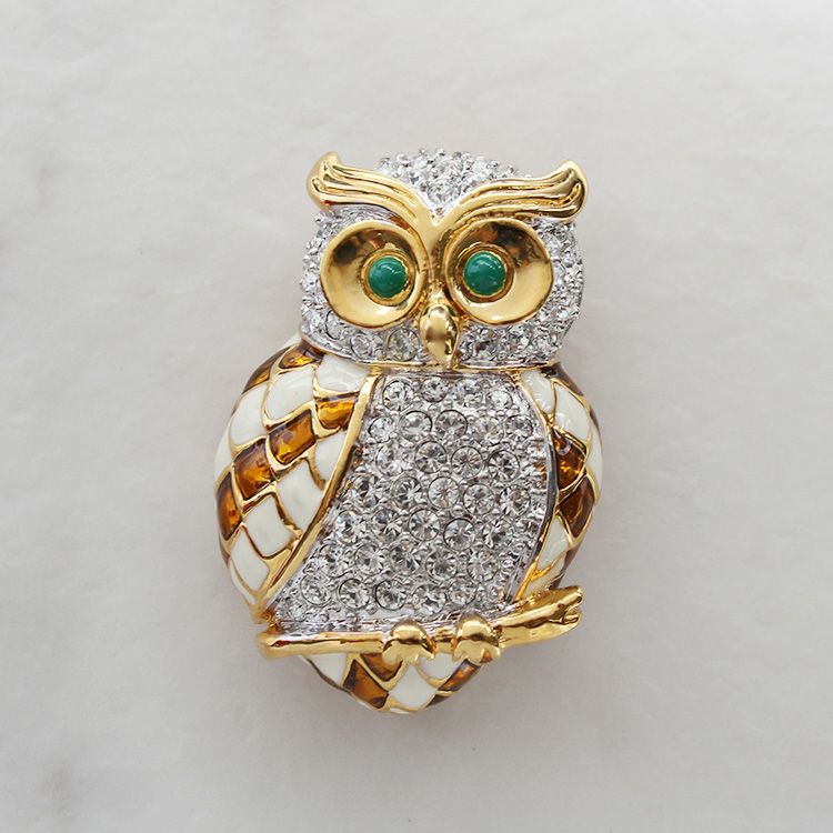 ミミズクモチーフブローチ/5100029G詳細情報｜アクセサリー・腕時計
