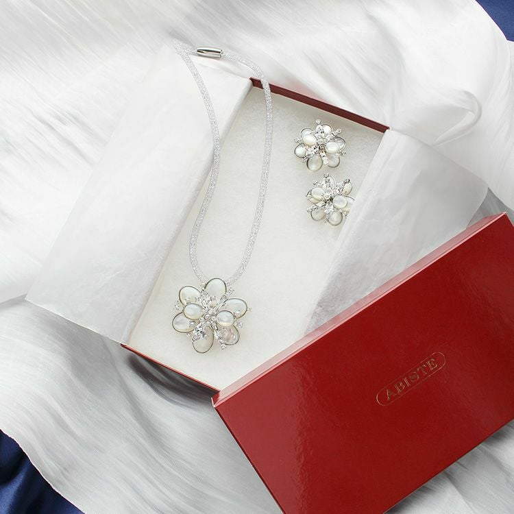 FLEUR DE NEIGE demi-parure】2wayブローチネックレス＆イヤリング
