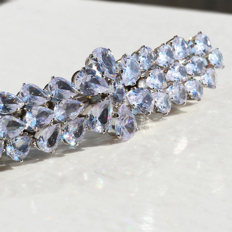 キュービックジルコニアフラワーモチーフバレッタ詳細情報