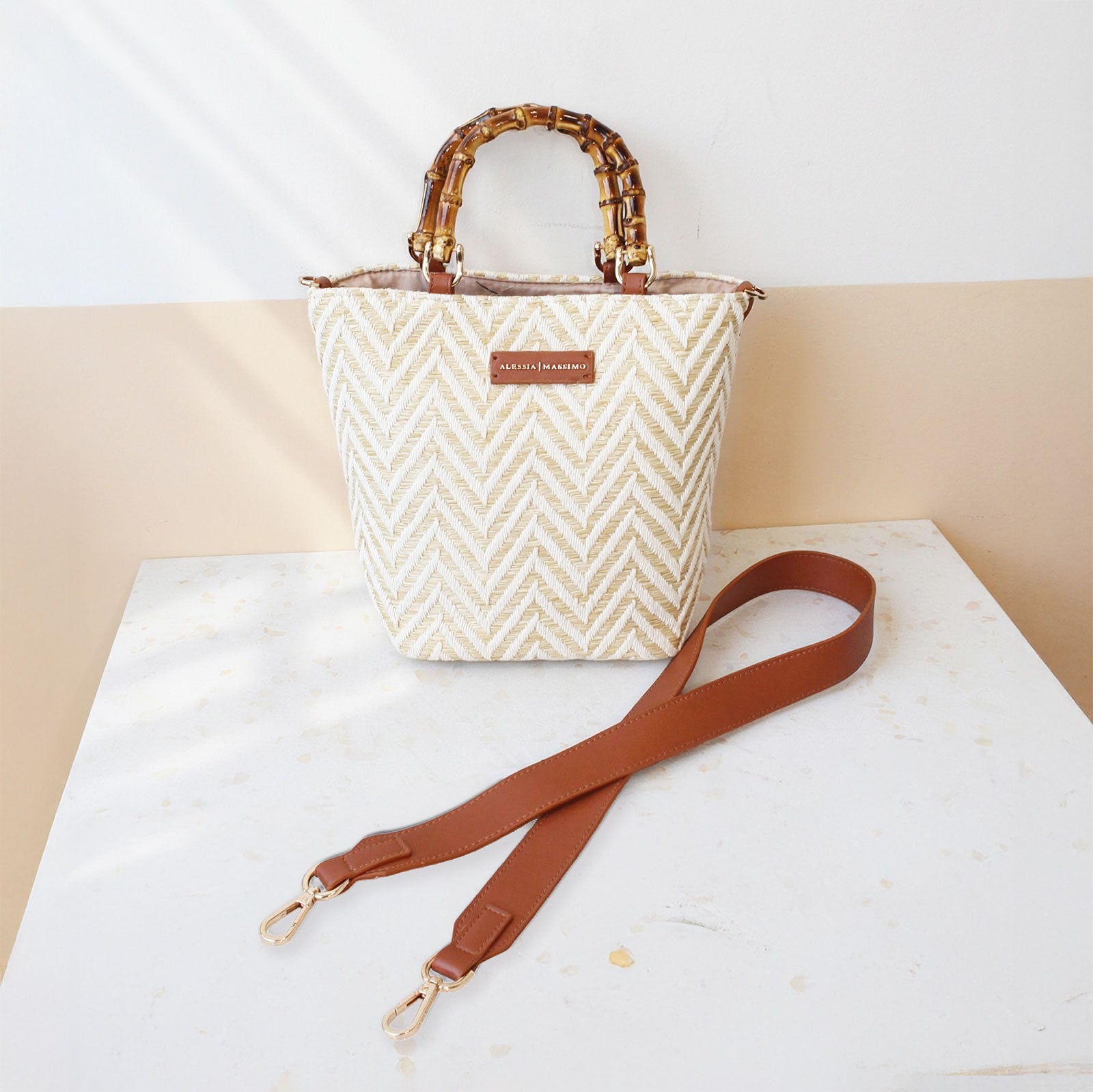 JAL ×アビステレッドパールバッグ バッグ商品一覧 |アビステ(ABISTE)公式WEB SHOP｜ アクセサリー